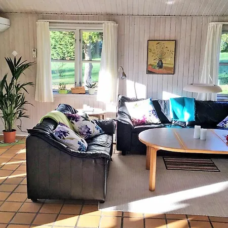 Amazing In Rudkobing With 2 Bedrooms And Wifi 펜션